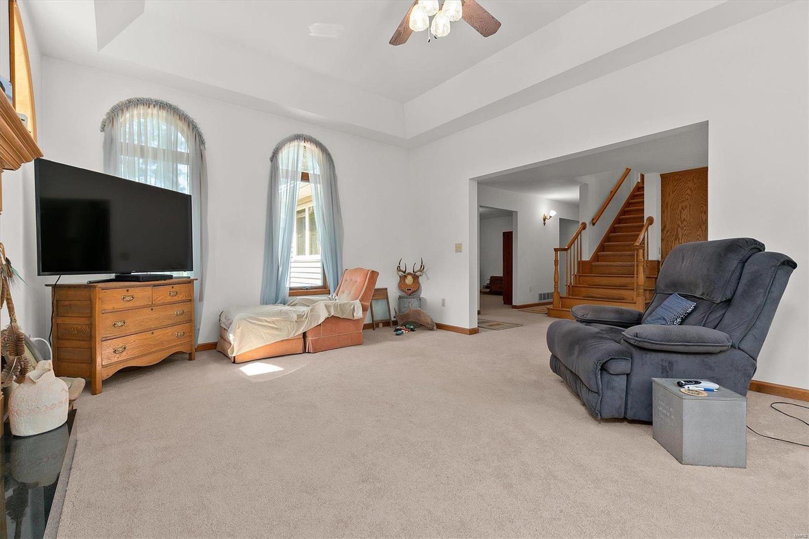 18170 Schafer Road Brighton, IL 62012 - Photo 3 of 53