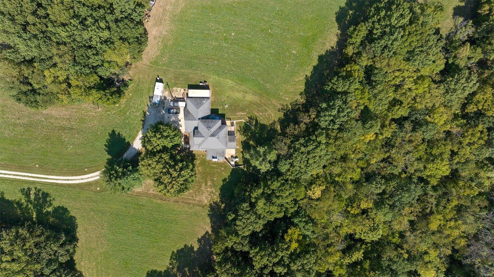 18170 Schafer Road Brighton, IL 62012 - Photo 43 of 53