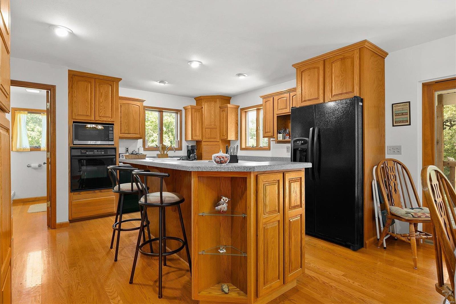 18170 Schafer Road Brighton, IL 62012 - Photo 5 of 53