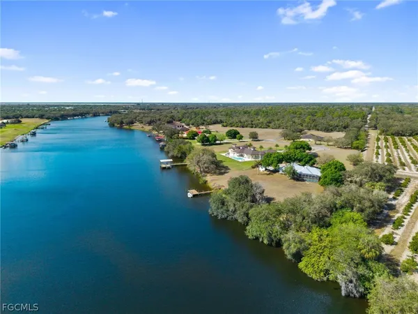 a view of a lake with houses