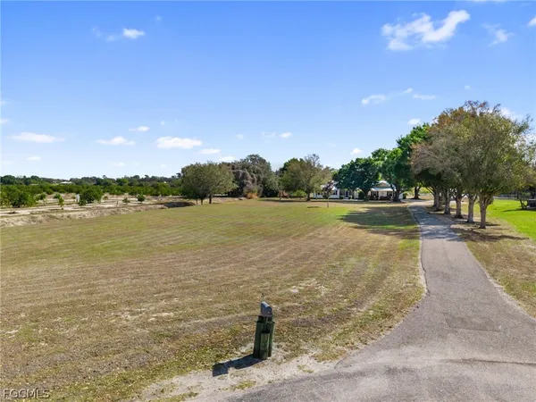 a house view with outdoor space