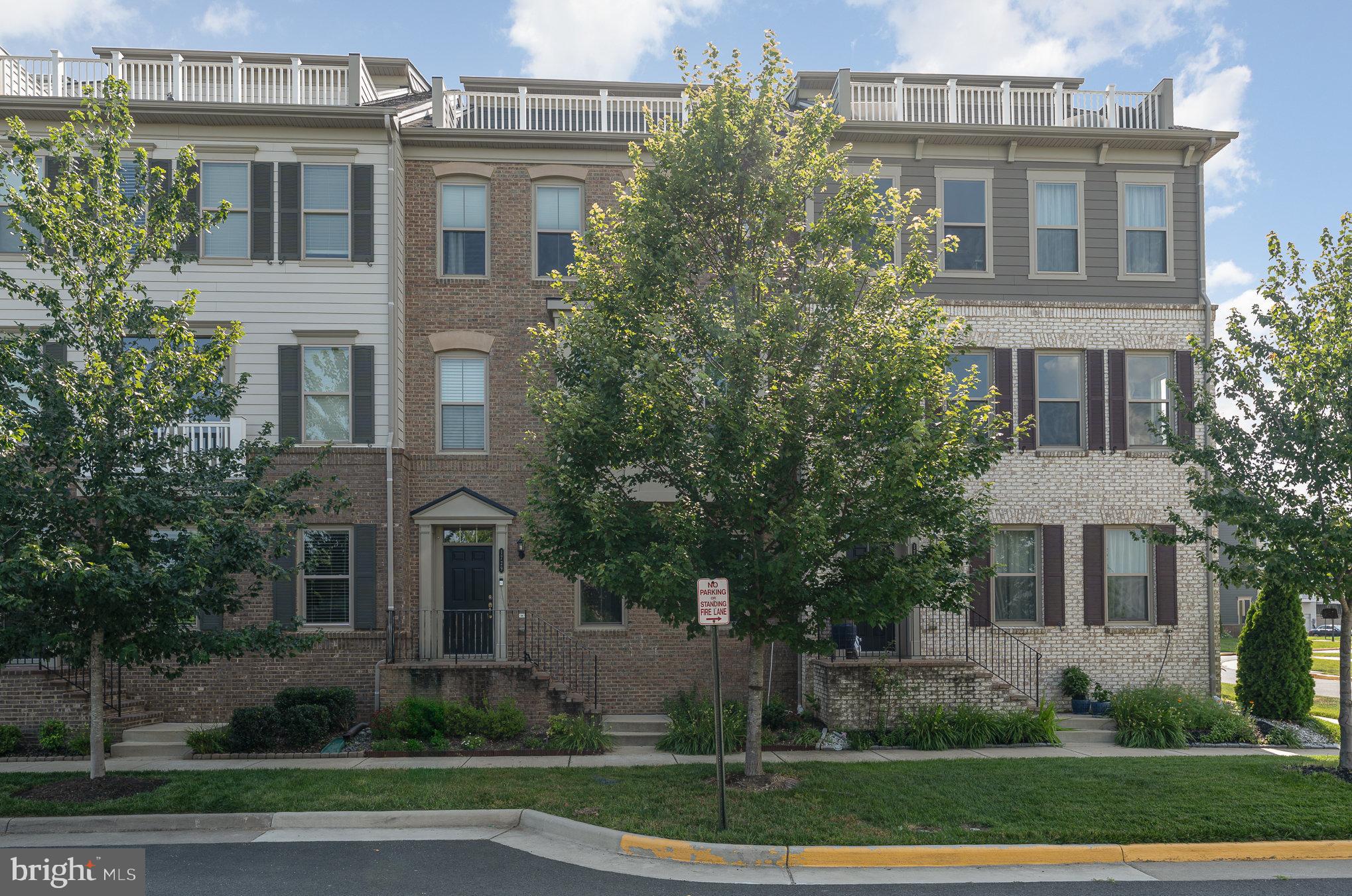 1729 Cottonwood Grove Road Dumfries, VA 22026 - Photo 2 of 26