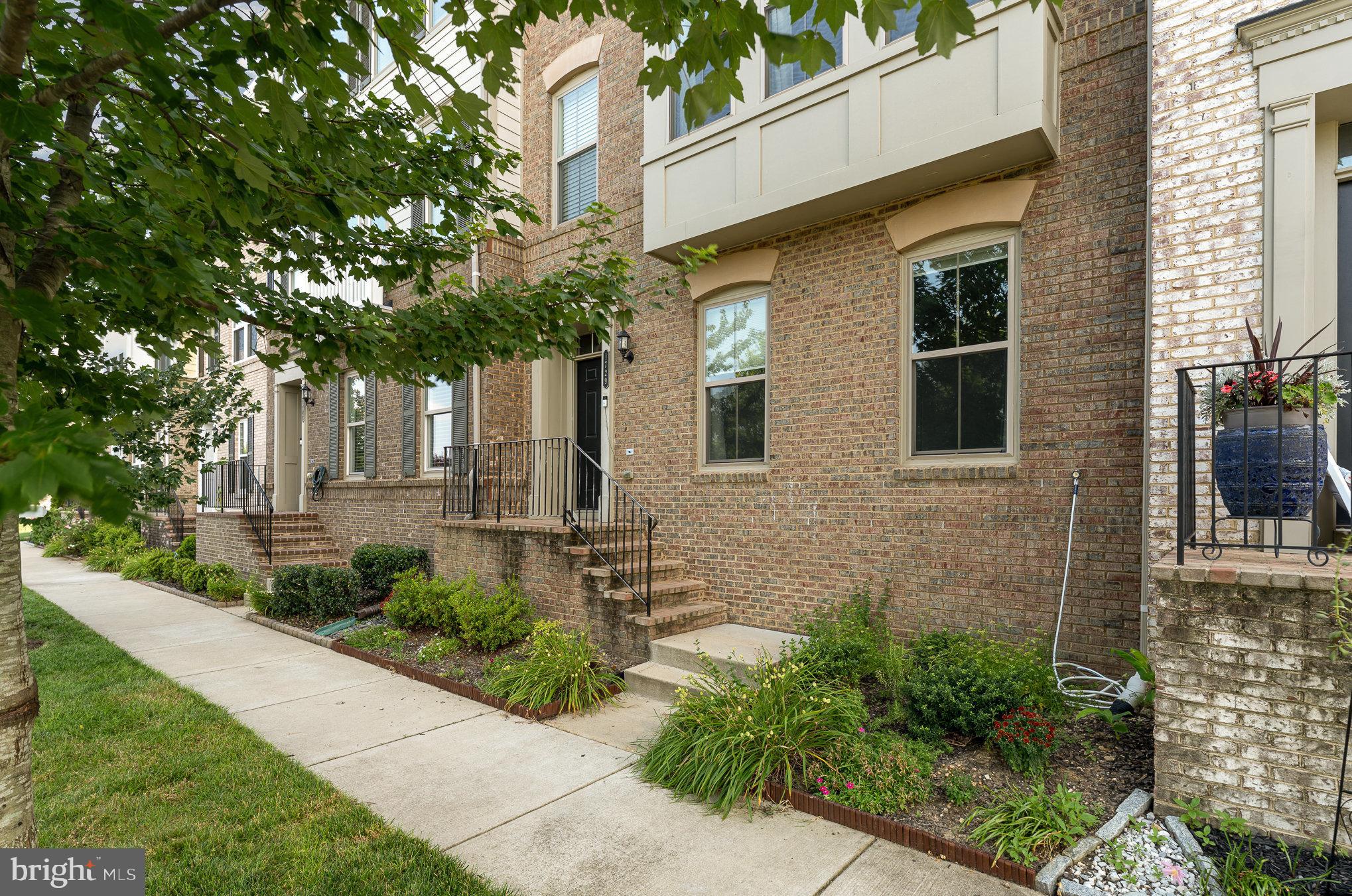 1729 Cottonwood Grove Road Dumfries, VA 22026 - Photo 3 of 26