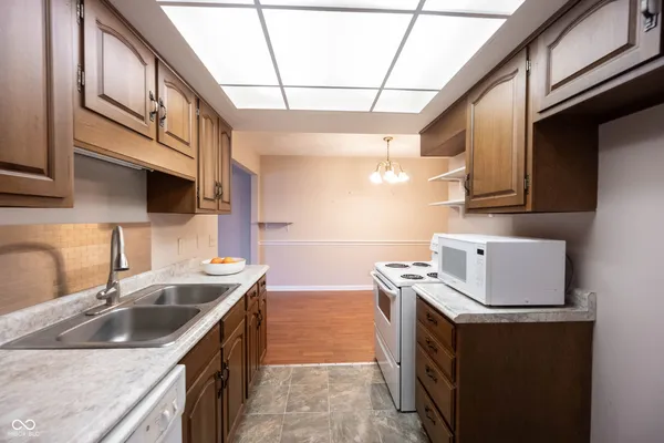 $100,000 | 4501 Wheeling Avenue, Unit 2312, Muncie, IN 47304