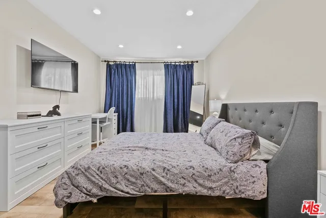 a view of a house with pool