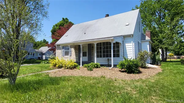 $3,750 | 156 Doris Street, Port Ewen, NY 12466
