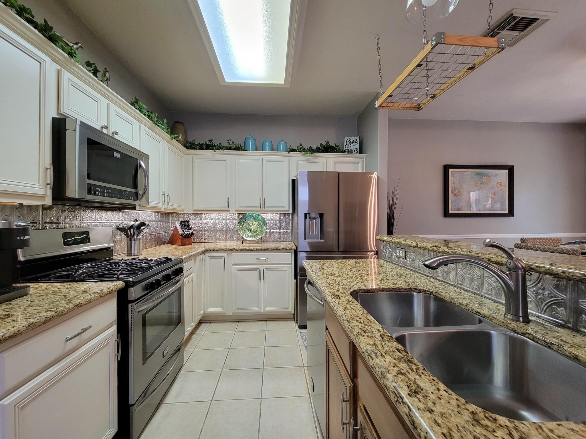 18706 Scented Candle Way Spring, TX 77388 - Photo 10 of 25