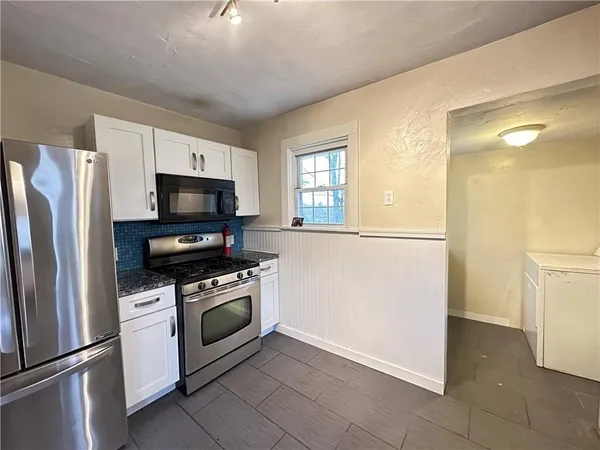 $1,195 | 10043 Calvin Street, Pittsburgh, PA 15235