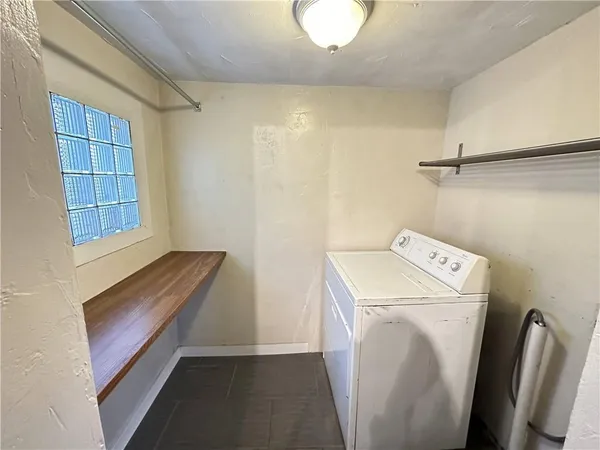 $1,195 | 10043 Calvin Street, Pittsburgh, PA 15235