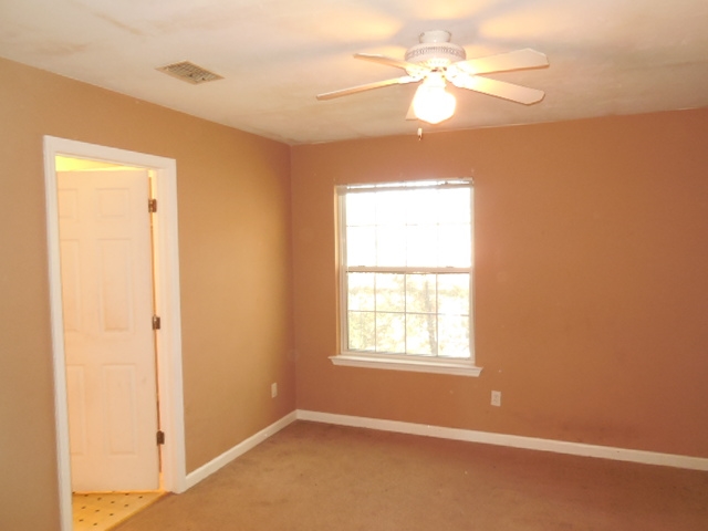 2401 Emerald Ridge Loop Tallahassee, FL 32303 - Photo 9 of 14 Gallery Image 9