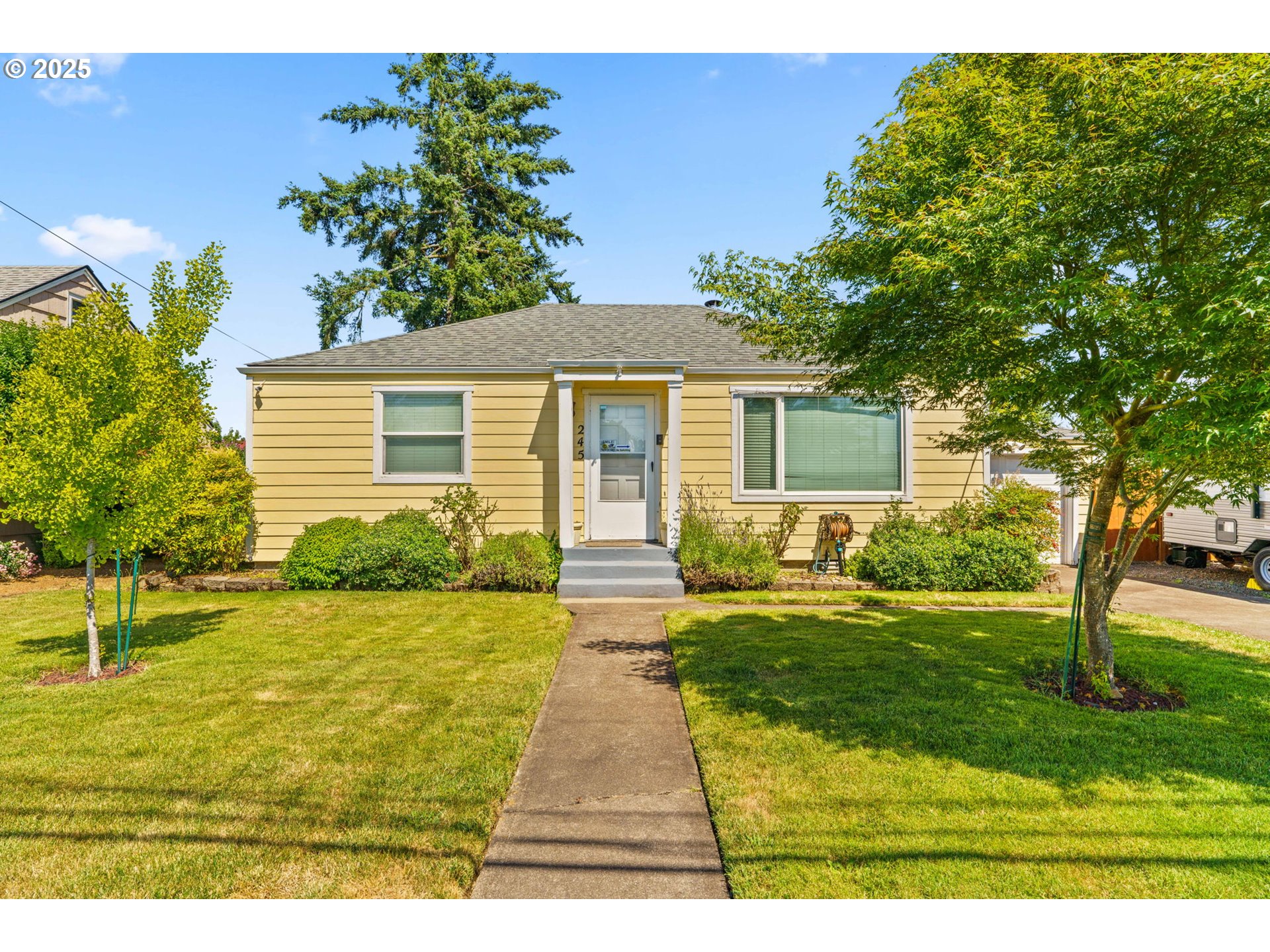 245 South 44th Street Springfield, OR 97478 - Photo 1 of 35