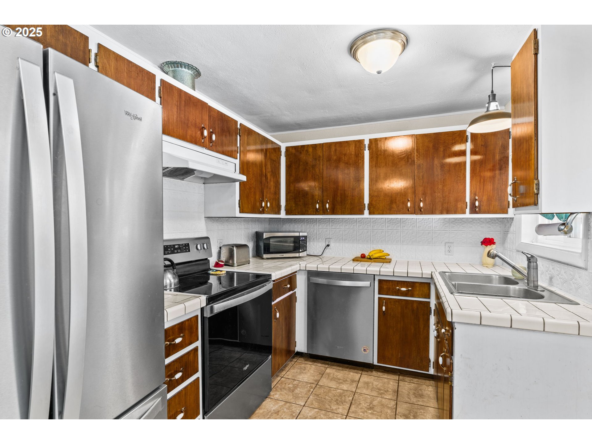 245 South 44th Street Springfield, OR 97478 - Photo 12 of 35