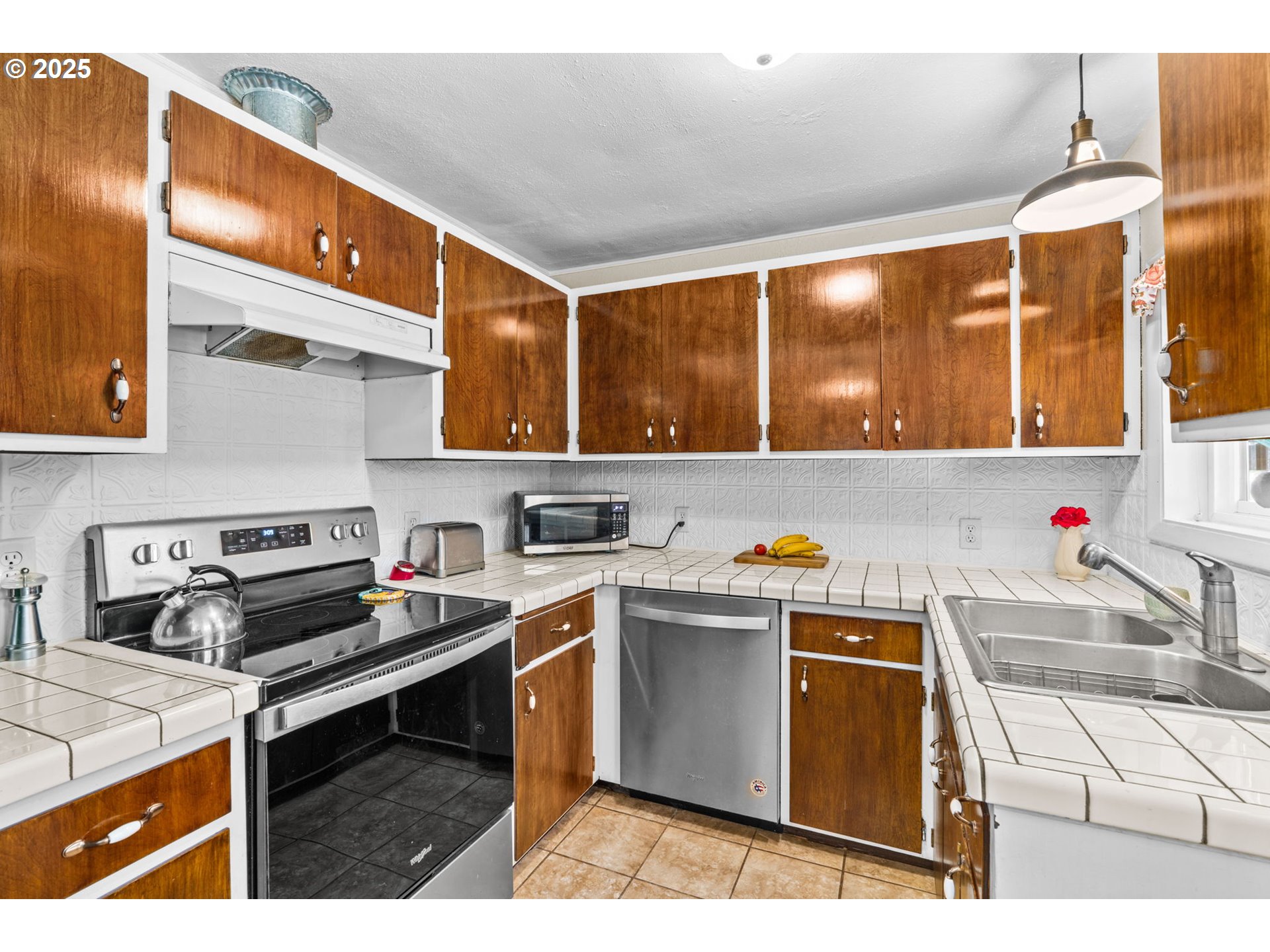245 South 44th Street Springfield, OR 97478 - Photo 15 of 35
