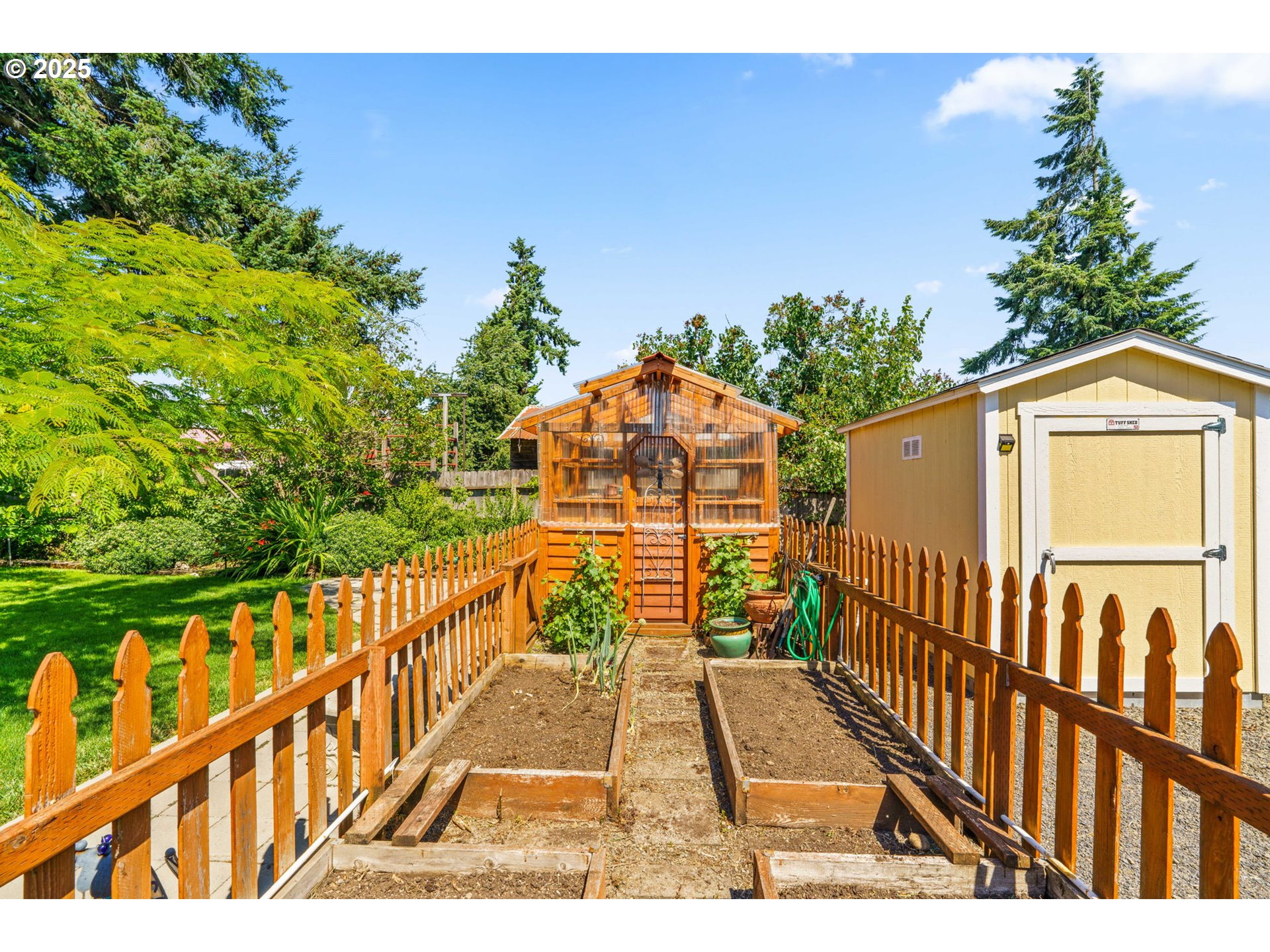 245 South 44th Street Springfield, OR 97478 - Photo 31 of 35