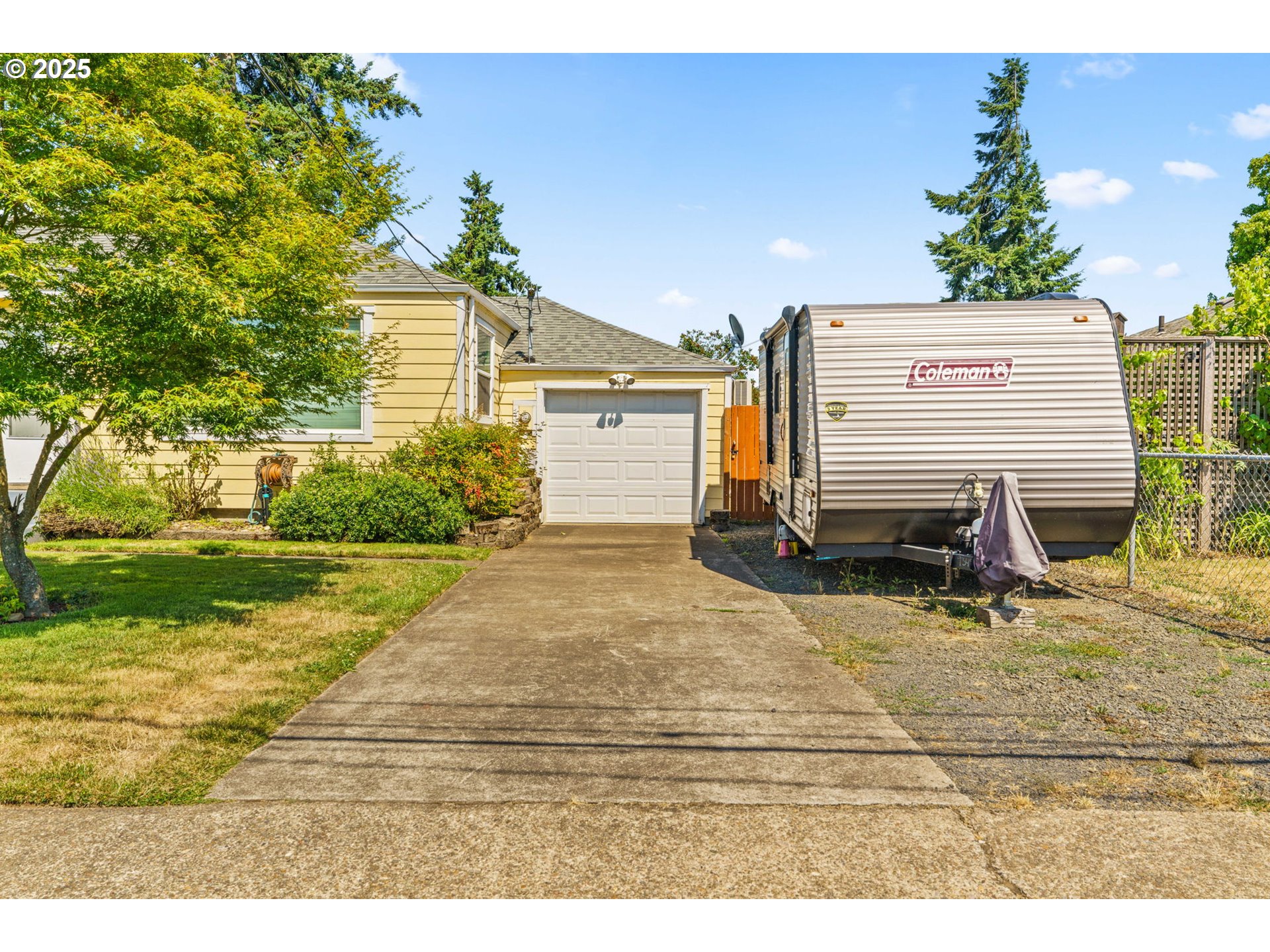 245 South 44th Street Springfield, OR 97478 - Photo 6 of 35