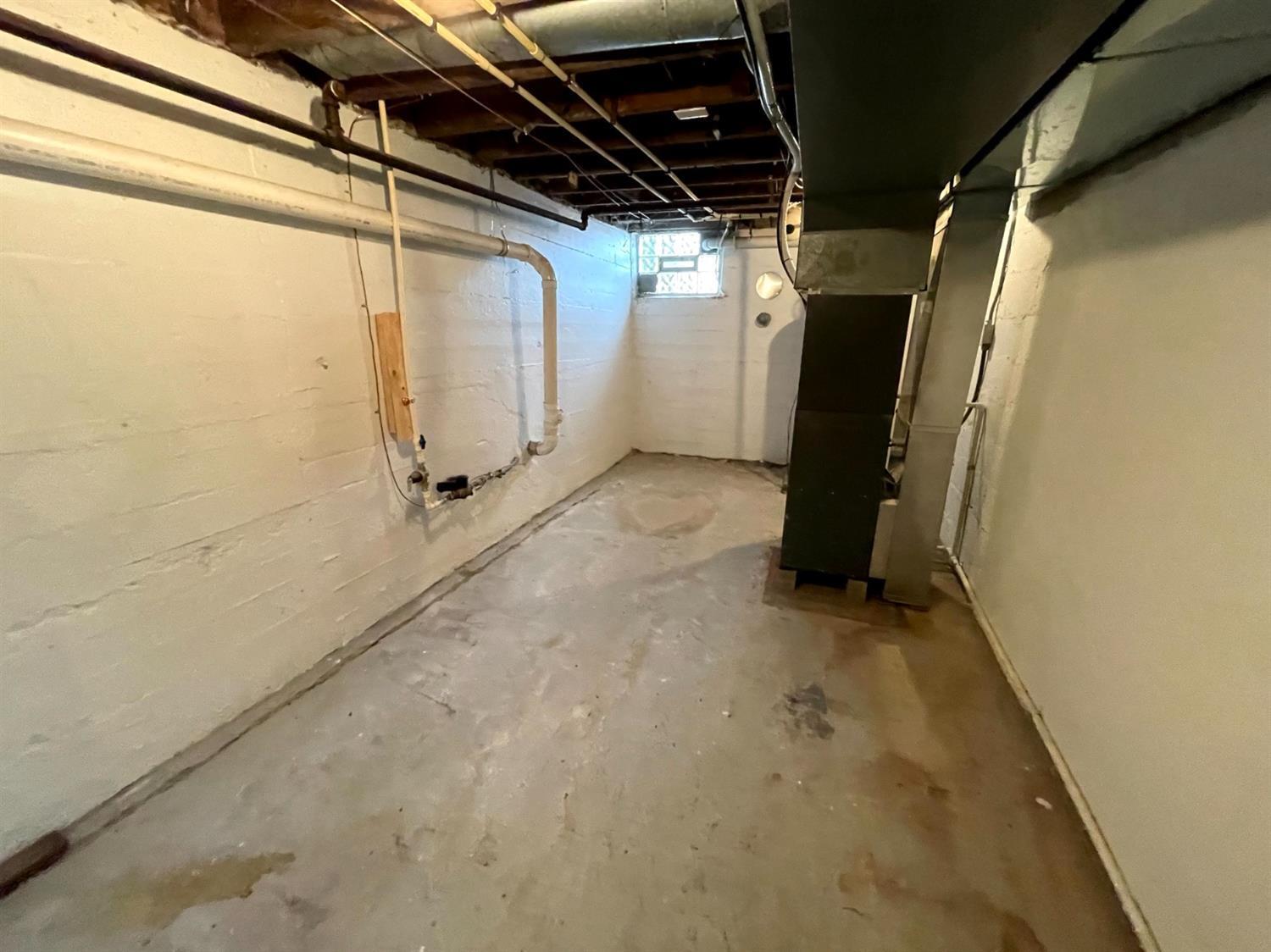 4568 Paddock Road Cincinnati, OH 45229 - Photo 30 of 32