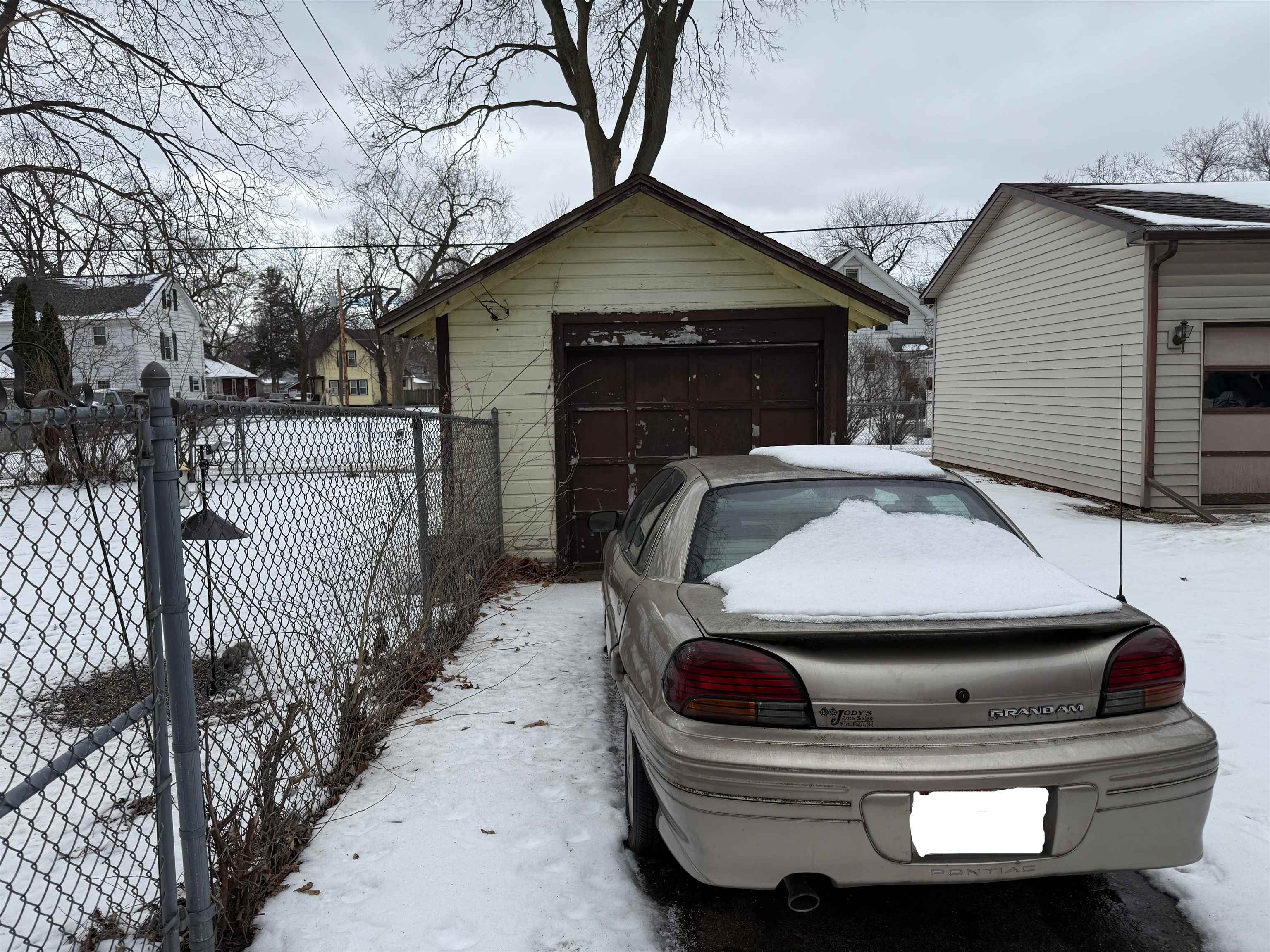 1020 Oak Street Beloit, WI 53511 - Photo 2 of 6