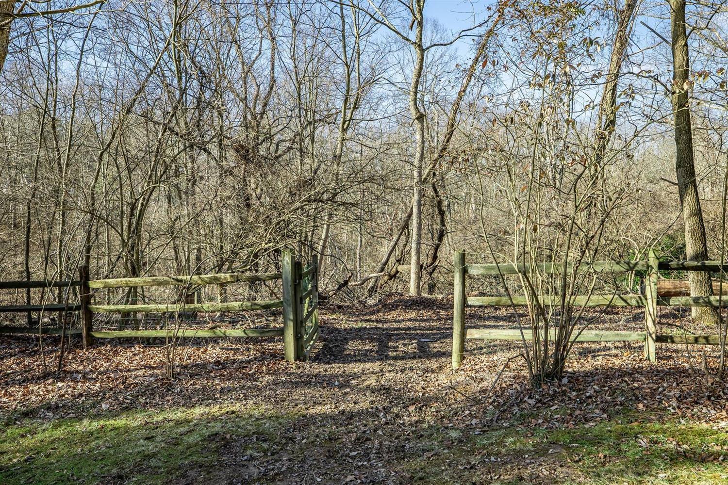 9100 Shawnee Run Road Cincinnati, OH 45243 - Photo 44 of 49