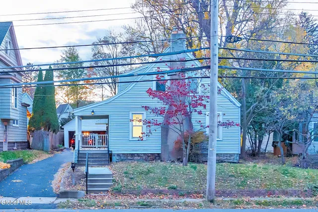 $324,550 | 11 Vley Road, Scotia, NY 12302