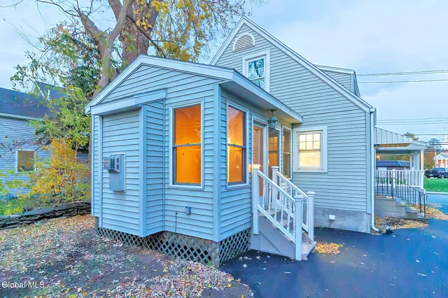 $324,550 | 11 Vley Road, Scotia, NY 12302