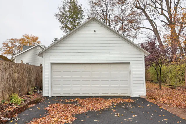 $324,550 | 11 Vley Road, Scotia, NY 12302