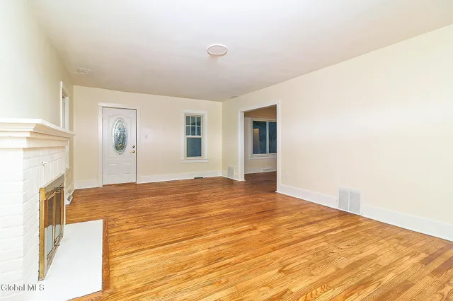 $324,550 | 11 Vley Road, Scotia, NY 12302