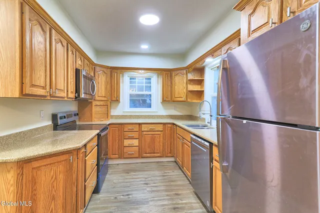 $324,550 | 11 Vley Road, Scotia, NY 12302