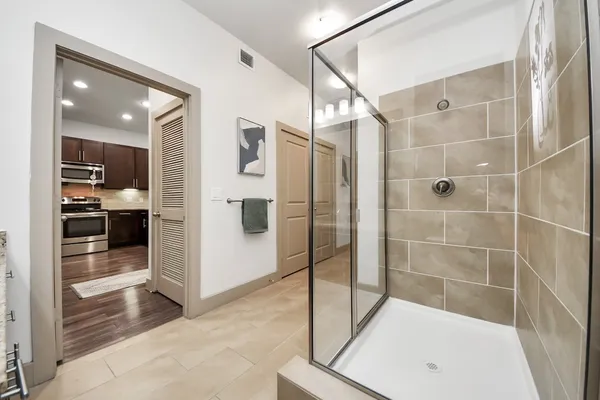 $1,380 | 3800 Main Street, Unit 2 505, Houston, TX 77002