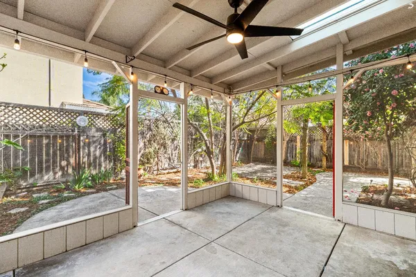 $629,900 | 821 Hometown Way, Modesto, CA 95356