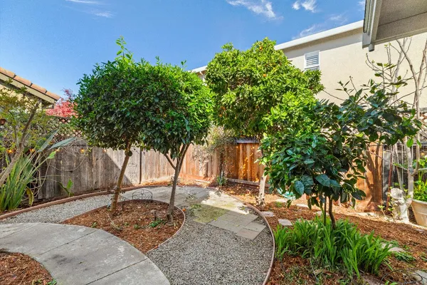 $629,900 | 821 Hometown Way, Modesto, CA 95356