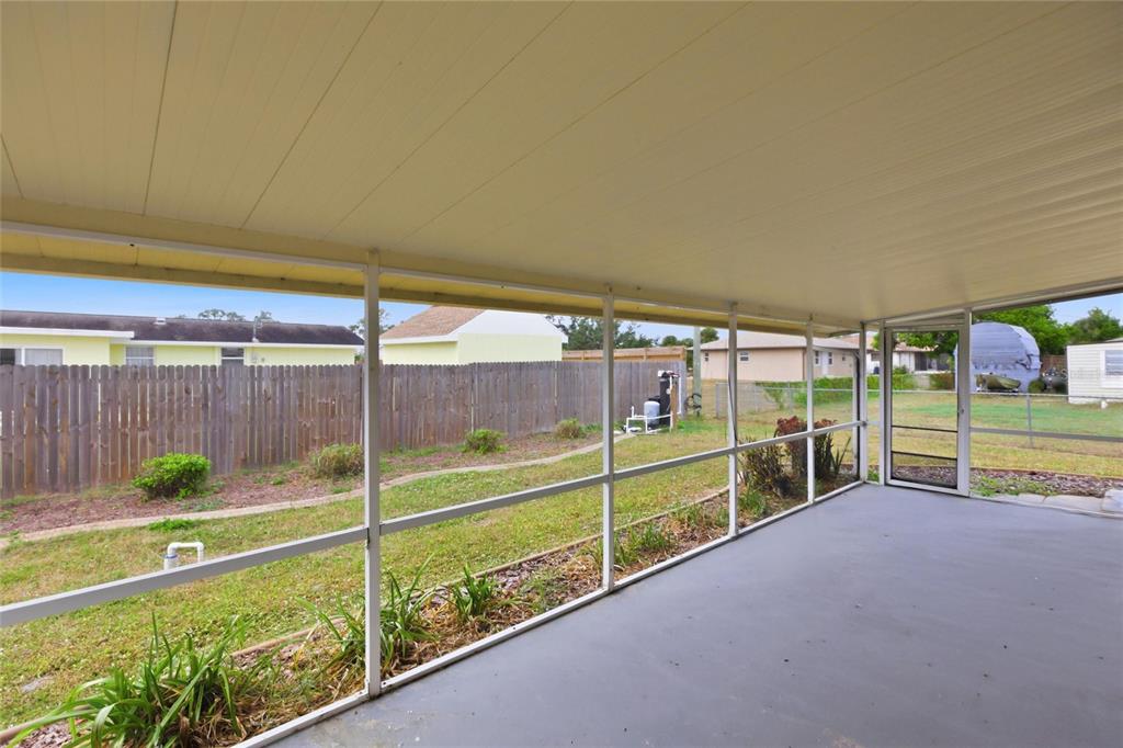 1107 Seneca Road Venice, FL 34293 - Photo 26 of 30 a view of a garden
