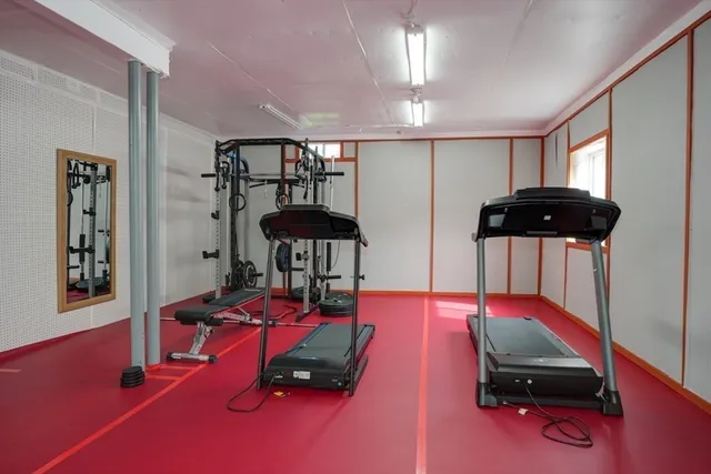 $1,050,000 | 6 Glen Ellen Boulevard, Unit 6, Millis, MA 02054