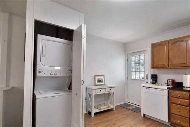 $2,700 | 1058 Sherman Avenue, St. Simons Island, GA 31522