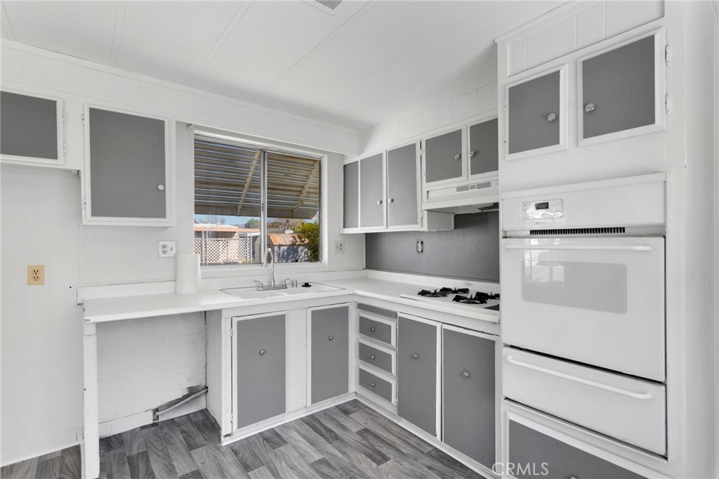 20683 Waalew Road, Unit 59 Apple Valley, CA 92307 - Photo 11 of 38