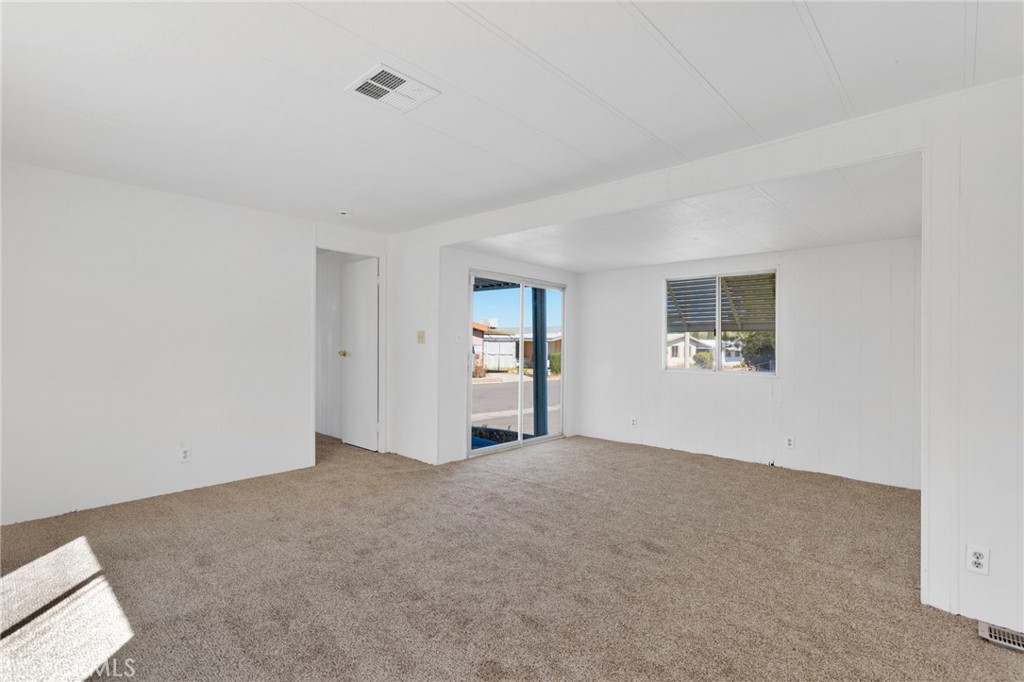 20683 Waalew Road, Unit 59 Apple Valley, CA 92307 - Photo 9 of 38