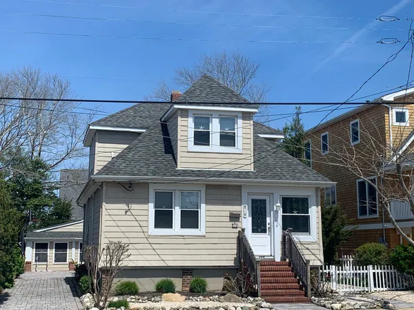 $1,799,000 | 225 Pearl Street, Beach Haven, NJ 08008