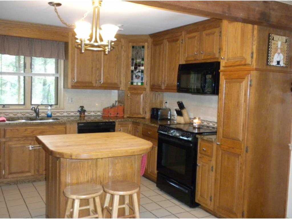 47 Haverhill Road Windham, NH 03087 - Photo 5 of 25