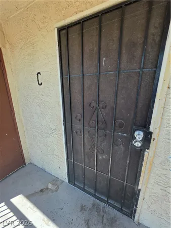 $910 | 436 North 13th Street, Unit C, Las Vegas, NV 89101