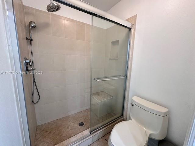 5124 Stonehurst Road Tampa, FL 33647 - Photo 18 of 22 Gallery Image 18