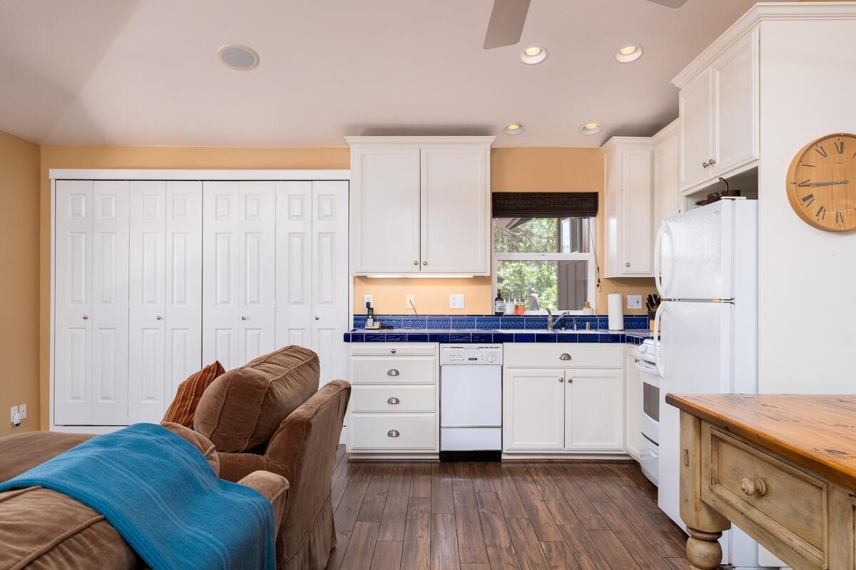 8054 Fairplay Road Somerset, CA 95684 - Photo 40 of 42