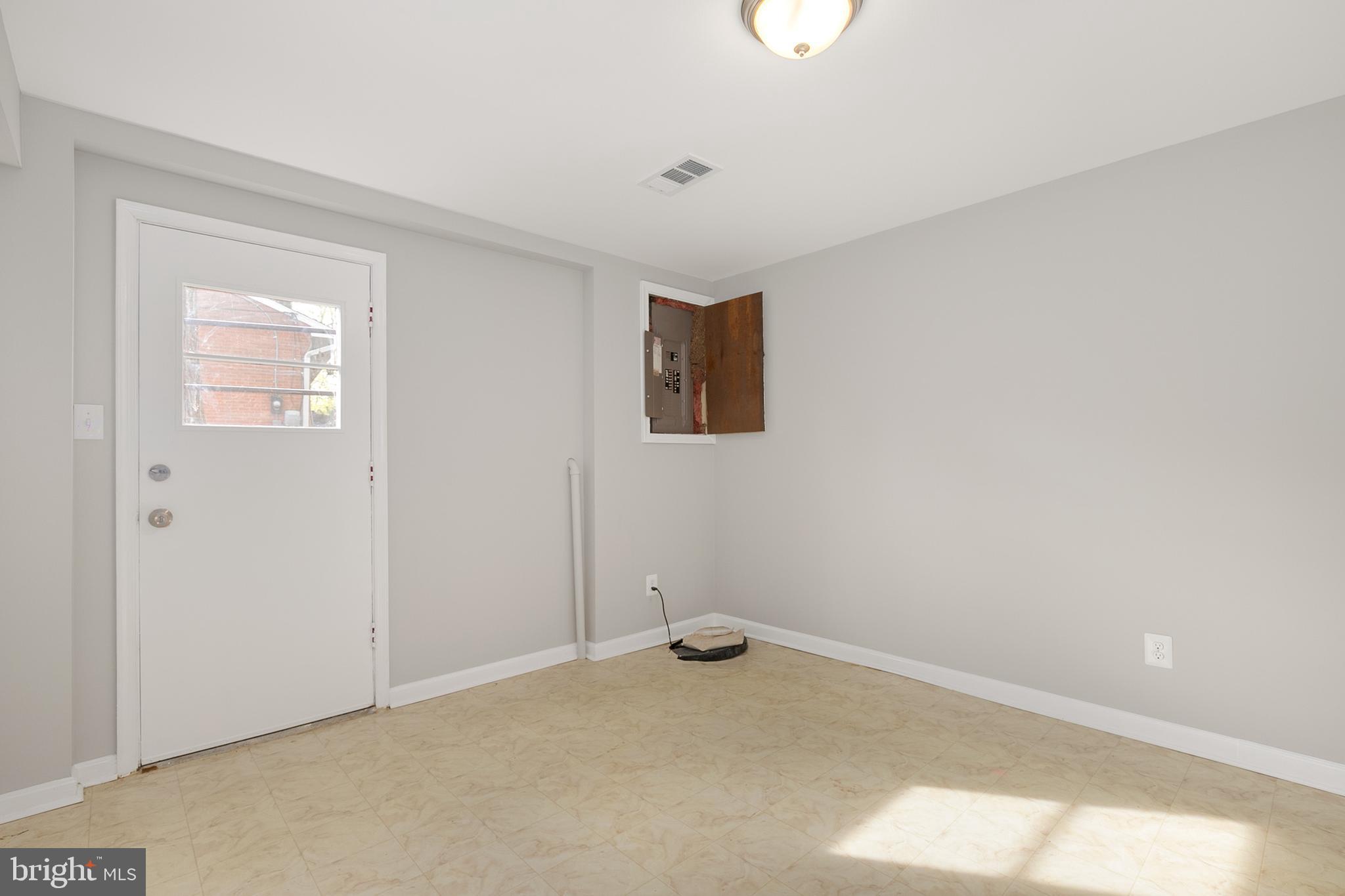 8901 Stark Road Annandale, VA 22003 - Photo 18 of 29 Gallery Image 18