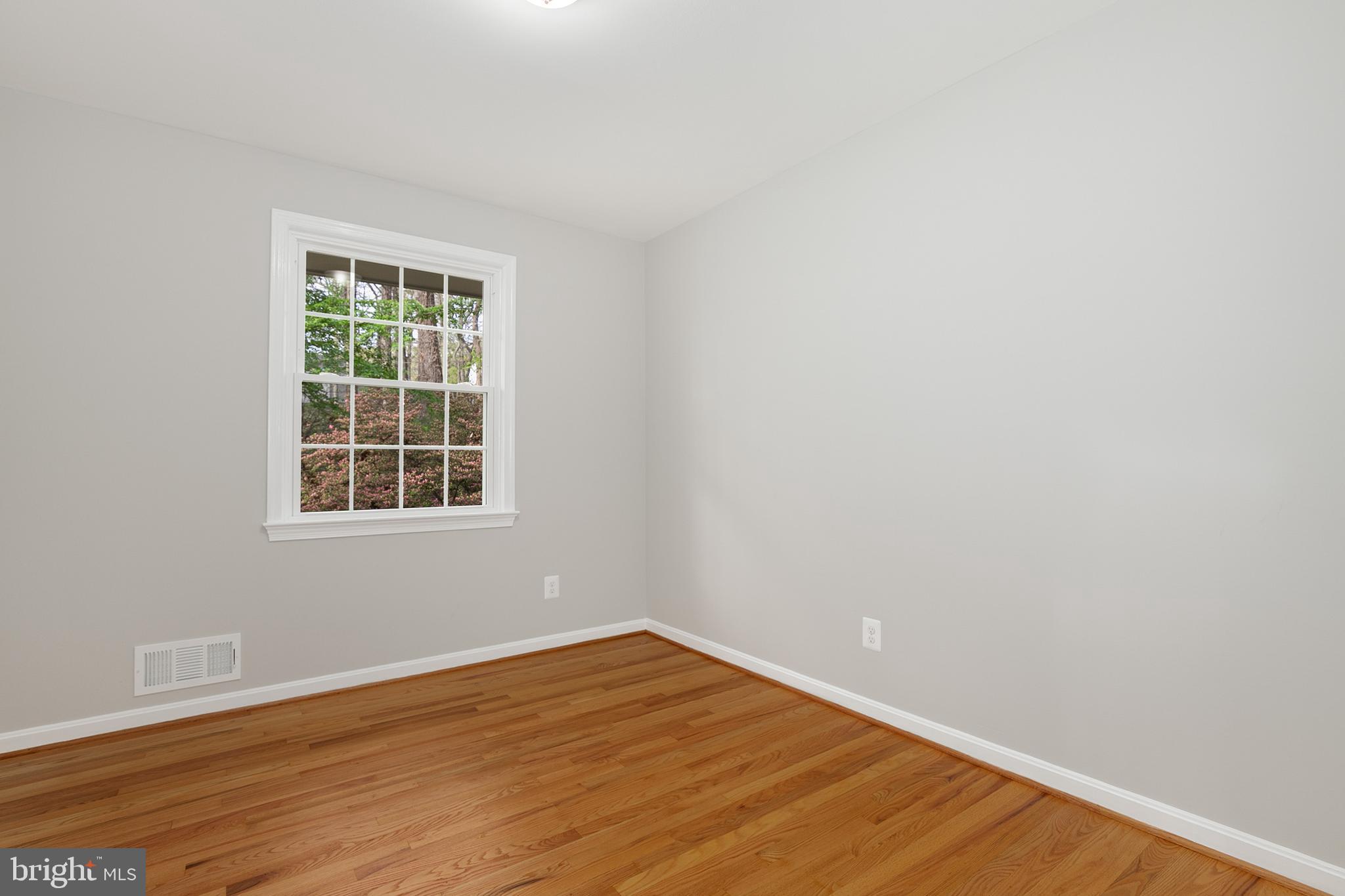 8901 Stark Road Annandale, VA 22003 - Photo 5 of 29 Gallery Image 5