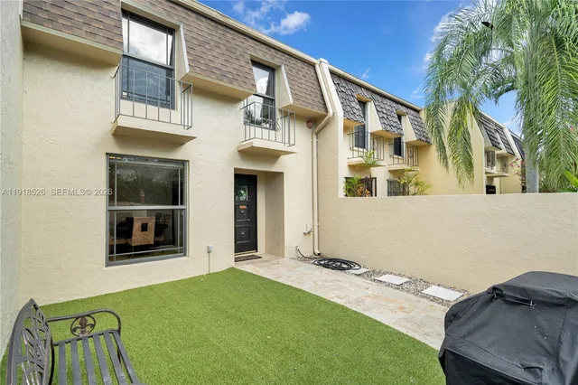 $3,300 | 9823 Southwest 93rd Terrace, Miami, FL 33176