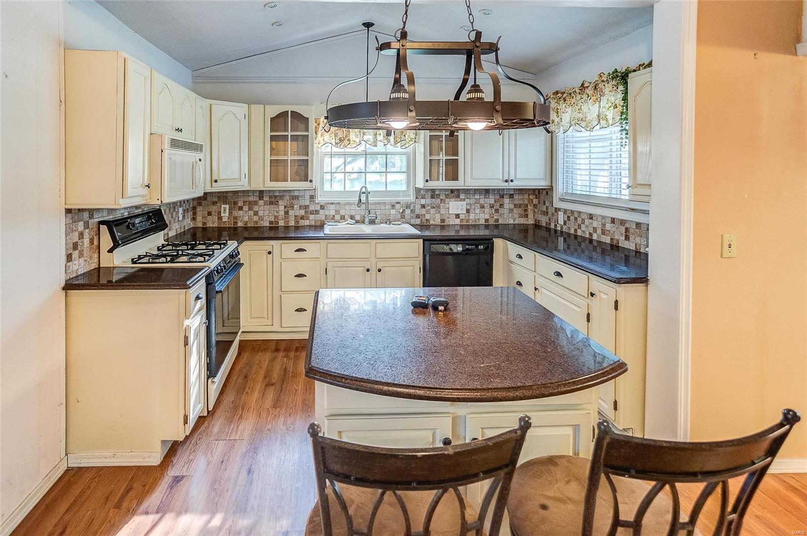 538 Coventry Road Troy, IL 62294 - Photo 16 of 55 Gallery Image 16
