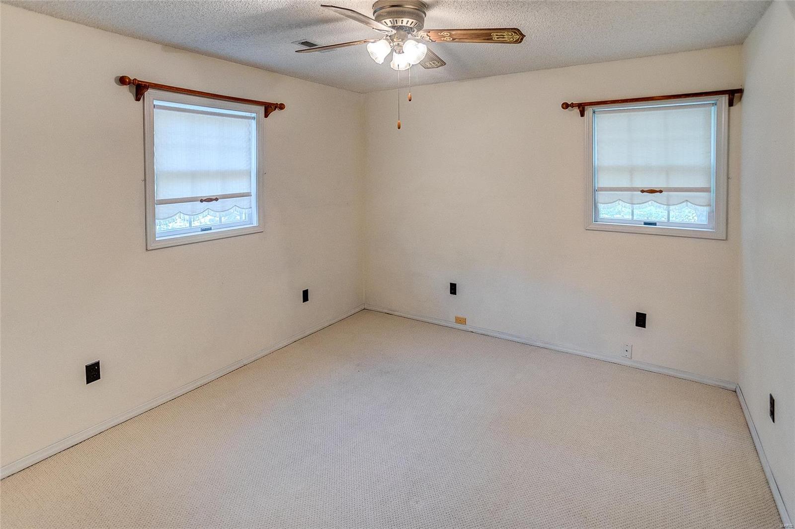 538 Coventry Road Troy, IL 62294 - Photo 32 of 55 Gallery Image 32