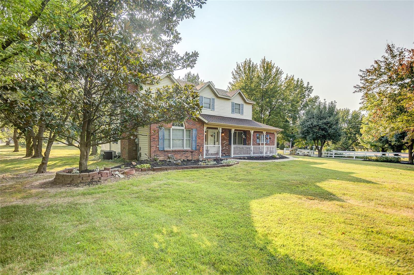 538 Coventry Road Troy, IL 62294 - Photo 4 of 55 Gallery Image 4