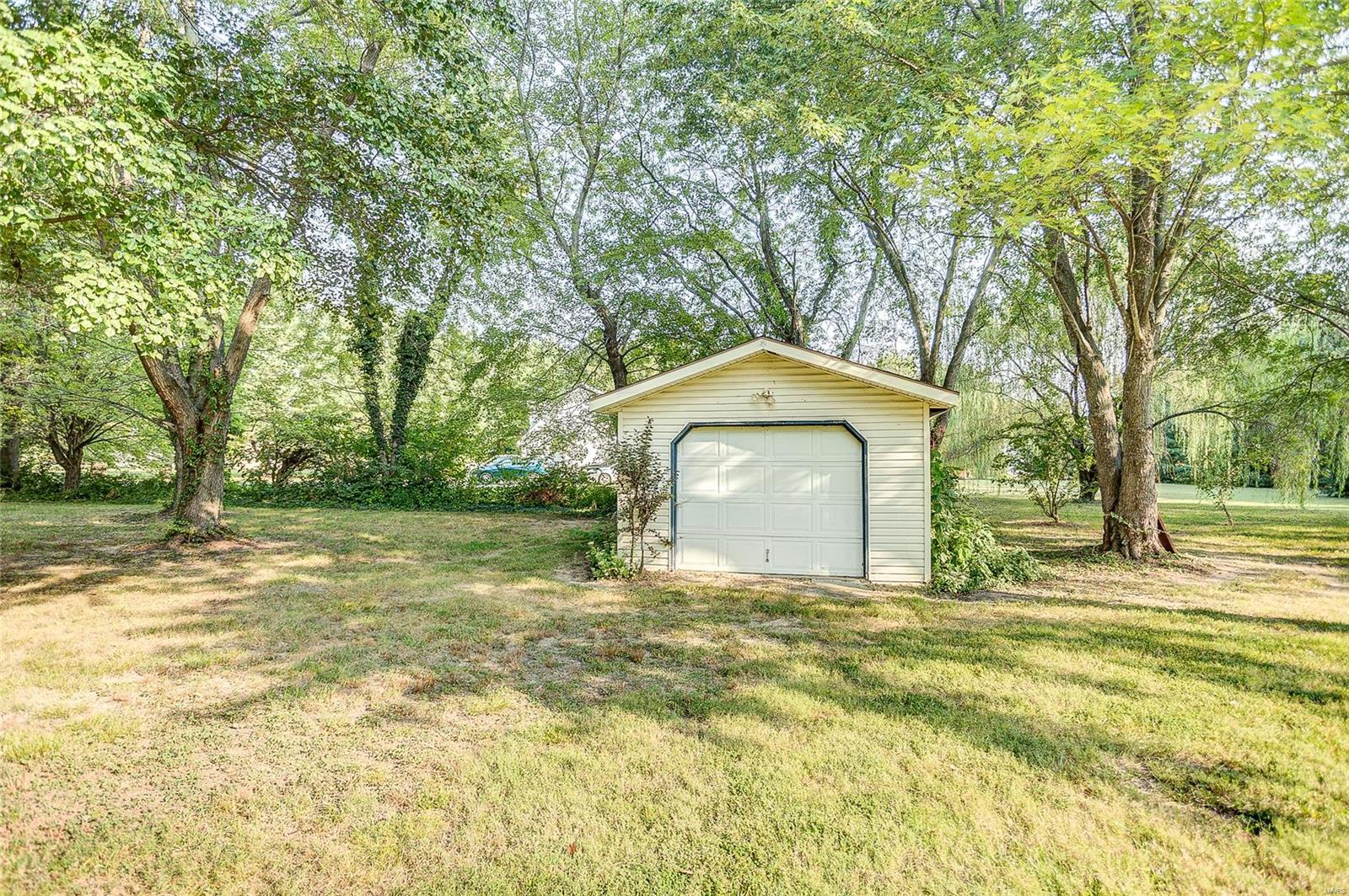 538 Coventry Road Troy, IL 62294 - Photo 46 of 55 Gallery Image 46