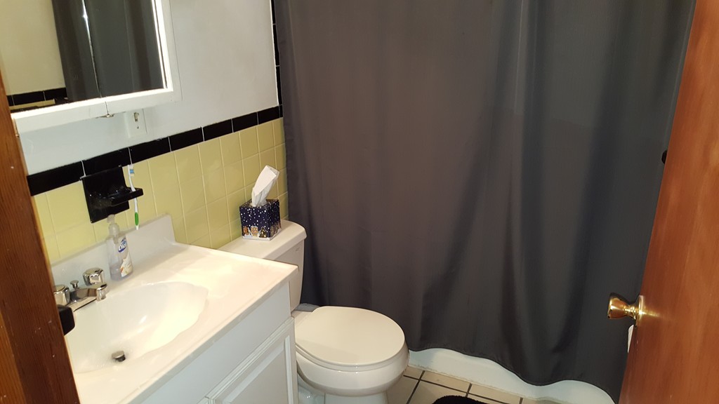 221 Mammoth Road Lowell, MA 01854 - Photo 11 of 15