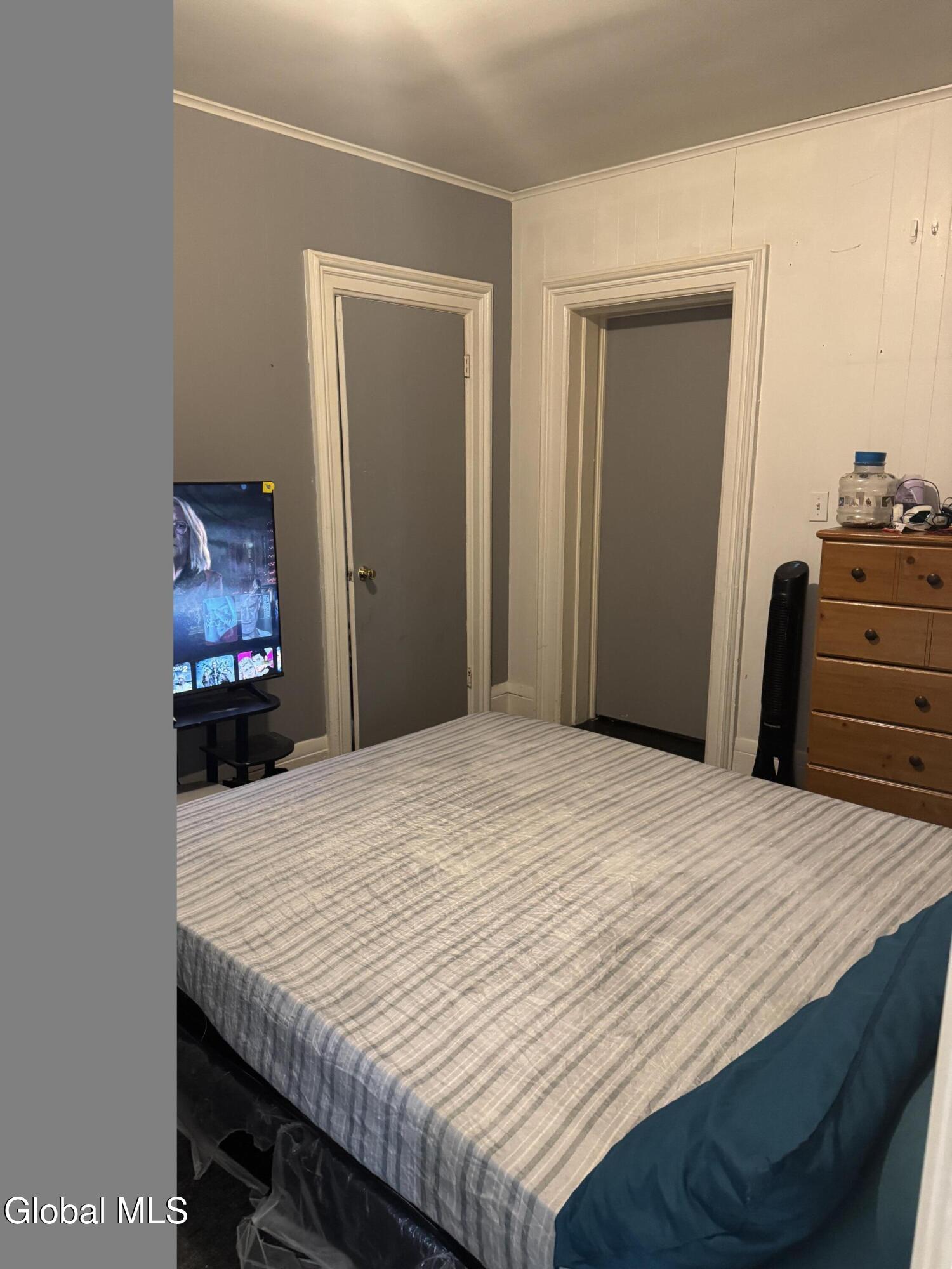 140 Mohawk Street Cohoes, NY 12047 - Photo 5 of 11 IMG_9820