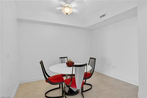 $3,900 | 1060 Borghese Lane, Unit 1005, Naples, FL 34114
